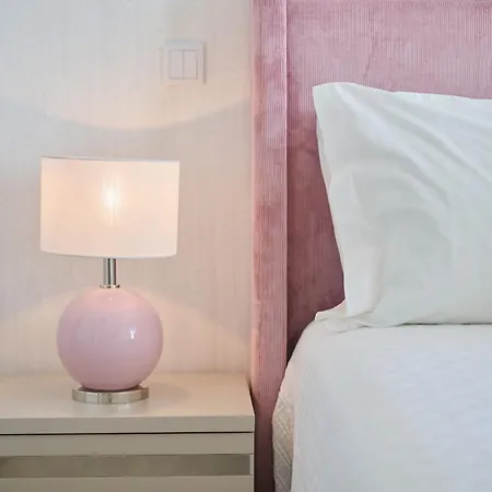 Panoramic Pearl By Homie 푼샬